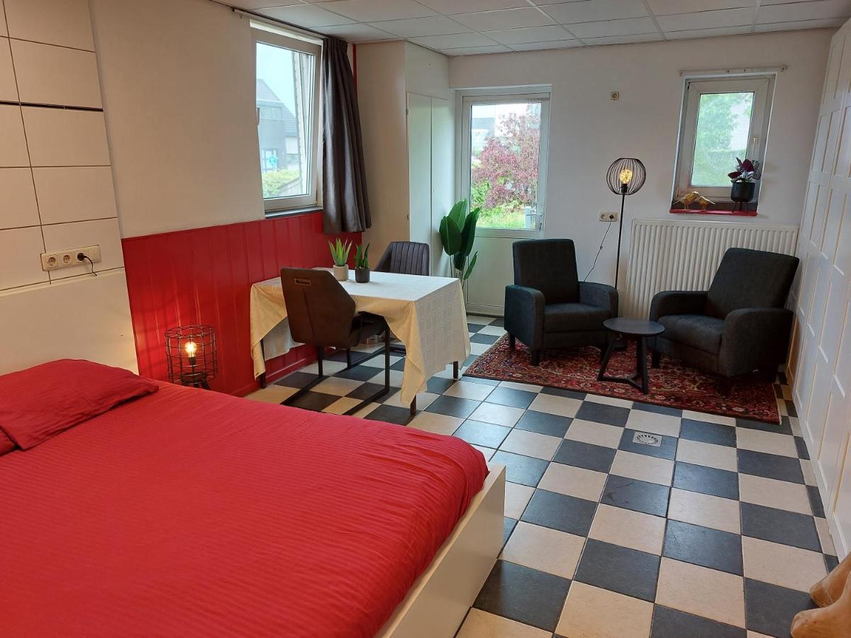 Bed and Breakfast Gasthuys De Peel Ospel Екстер'єр фото